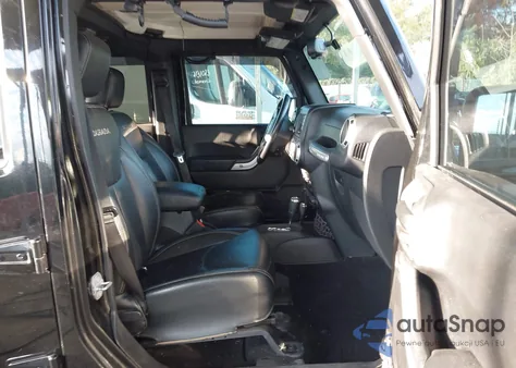 2016 Jeep Wrangler Unlimited Sahara z USA, uszkodzony, nr VIN 1C4HJWEGXGL152580